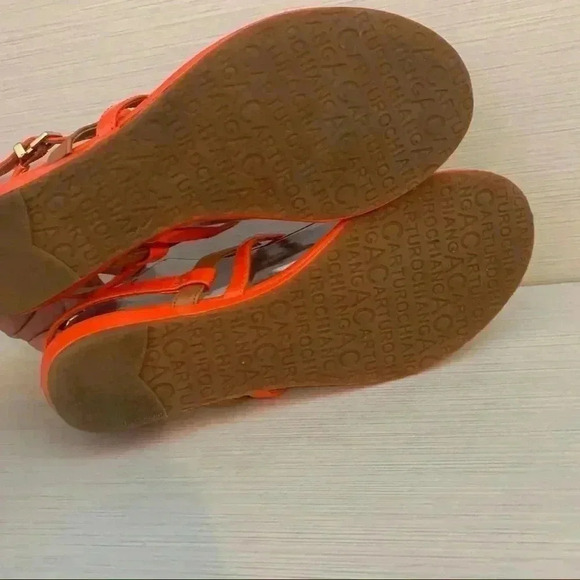 Arturo Chiang Orange and Leopard Sandals - Picture 4 of 12